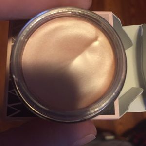 Mary Kay cream shadow